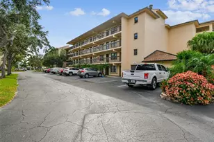 515 30th Ave W, Bradenton, FL 34205 - Photo 3