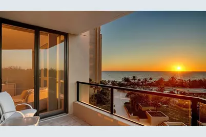 1211 Gulf Of Mexico Drive #301, Longboat Key, FL 34228 - Photo 17