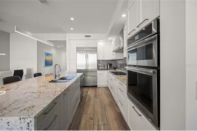 1155 N Gulfstream Avenue #1006, Sarasota, FL 34236 - Photo 11