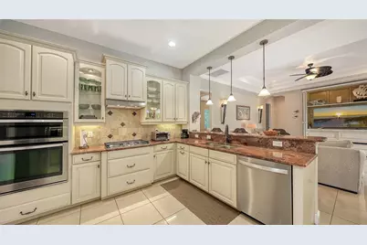 8057 Rio Bella Place, Bradenton, FL 34201 - Photo 17