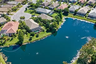 8057 Rio Bella Pl, Bradenton, FL 34201 - Photo 3