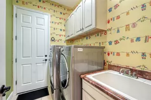 8057 Rio Bella Pl, Bradenton, FL 34201 - Photo 31