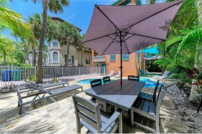 4003 5th Avenue, Holmes Beach, FL 34217 - Photo 45