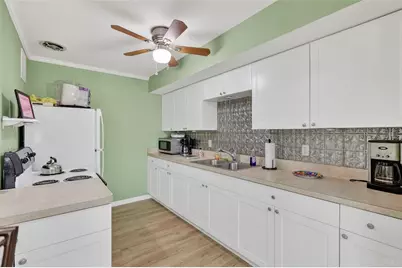 14 Strathmore Boulevard #14, Sarasota, FL 34233 - Photo 37