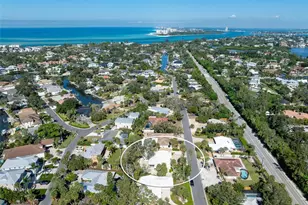 630 Venice Ln, Sarasota, FL 34242 - Photo 65