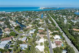 630 Venice Ln, Sarasota, FL 34242 - Photo 67