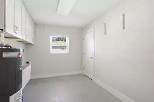 630 Venice Ln, Sarasota, FL 34242 - Photo 35