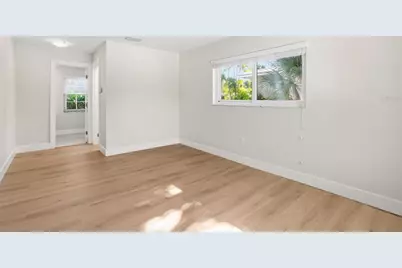 630 Venice Lane, Sarasota, FL 34242 - Photo 13