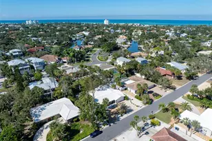 630 Venice Ln, Sarasota, FL 34242 - Photo 59