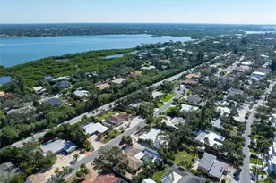 630 Venice Ln, Sarasota, FL 34242 - Photo 75