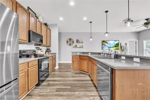 714 Griffen Heights Ct, Ruskin, FL 33570 - Photo 15