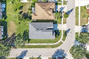 714 Griffen Heights Ct, Ruskin, FL 33570 - Photo 51