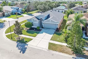 714 Griffen Heights Ct, Ruskin, FL 33570 - Photo 3