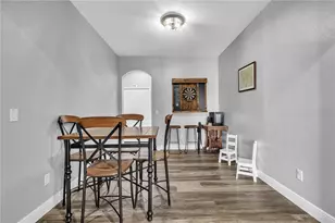 714 Griffen Heights Ct, Ruskin, FL 33570 - Photo 11