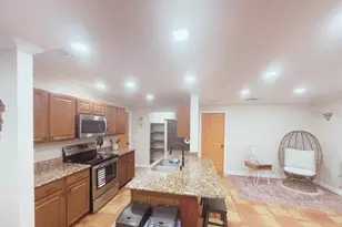 4735 Riverwood Cir, Sarasota, FL 34231 - Photo 19