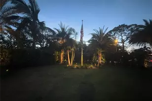 4735 Riverwood Cir, Sarasota, FL 34231 - Photo 5