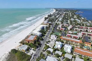 221 17th St N, Bradenton Beach, FL 34217 - Photo 5