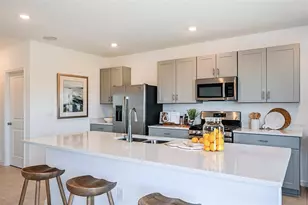 7419 Sandstone Dr, Groveland, FL 34736 - Photo 17