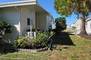 3235 Sweet Bay Terrace, Sarasota, FL 34237 - Photo 5