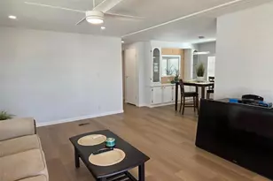 3235 Sweet Bay Terrace, Sarasota, FL 34237 - Photo 13