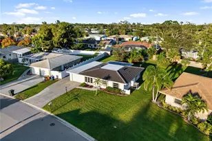 466 Sunnyside Dr, Venice, FL 34293 - Photo 7