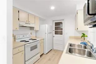 466 Sunnyside Dr, Venice, FL 34293 - Photo 33