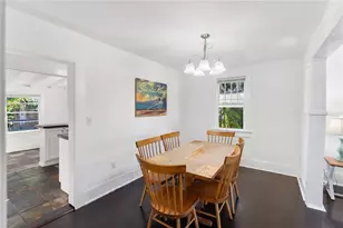 2530 Loma Linda St, Sarasota, FL 34239 - Photo 9