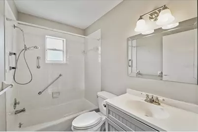 5621 Garden Lakes Drive #1, Bradenton, FL 34203 - Photo 25