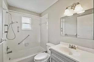 5621 Garden Lakes Dr, Bradenton, FL 34203 - Photo 25