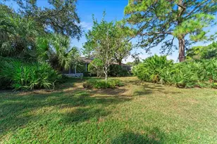 5621 Garden Lakes Dr, Bradenton, FL 34203 - Photo 33