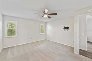 5621 Garden Lakes Dr, Bradenton, FL 34203 - Photo 17