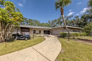 3208 Ramblewood Dr N, Sarasota, FL 34237 - Photo 39