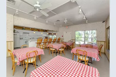 3208 Ramblewood Drive N, Sarasota, FL 34237 - Photo 35