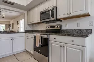 5242 Wedgewood Ln, Sarasota, FL 34235 - Photo 13