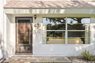 597 Sutton Pl, Longboat Key, FL 34228 - Photo 9