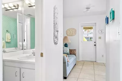 597 Sutton Place, Longboat Key, FL 34228 - Photo 3