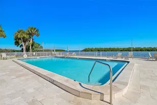 597 Sutton Pl, Longboat Key, FL 34228 - Photo 27