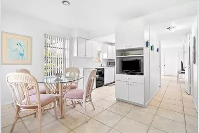 597 Sutton Place, Longboat Key, FL 34228 - Photo 13