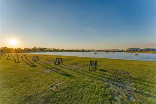 12520 Galapagos Ct, Venice, FL 34293 - Photo 45