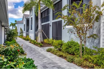 12520 Galapagos Court #102, Venice, FL 34293 - Photo 3