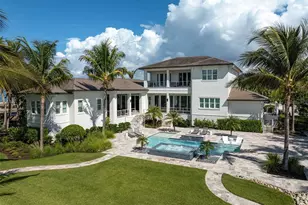 101 Seagull Ln, Sarasota, FL 34236 - Photo 3