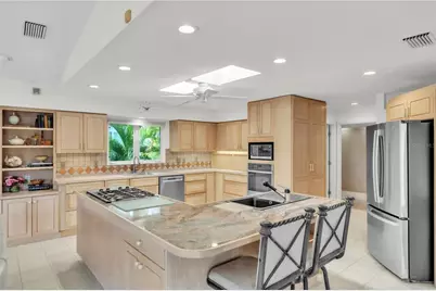 103 Sunset Lane, Anna Maria, FL 34216 - Photo 19