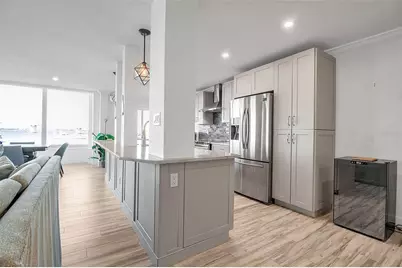 226 Golden Gate Point #21, Sarasota, FL 34236 - Photo 15