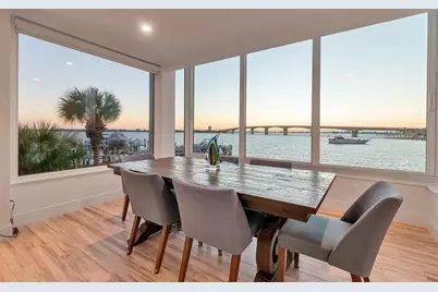 226 Golden Gate Point #21, Sarasota, FL 34236 - Photo 3