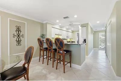 5393 Gulf Of Mexico Drive #211, Longboat Key, FL 34228 - Photo 13