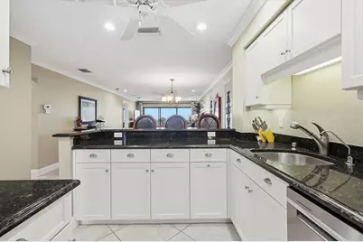 5393 Gulf Of Mexico Drive #211, Longboat Key, FL 34228 - Photo 17