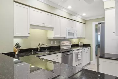 5393 Gulf Of Mexico Drive #211, Longboat Key, FL 34228 - Photo 15