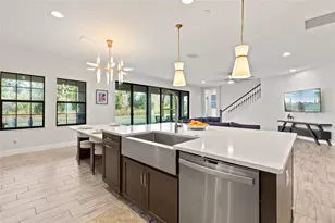 9125 Warm Spgs Cir, Parrish, FL 34219 - Photo 11