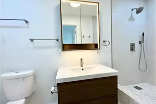 9205 Tudor Dr, Tampa, FL 33615 - Photo 17