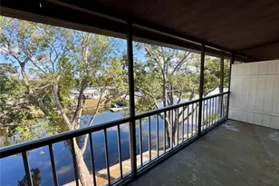 9205 Tudor Dr, Tampa, FL 33615 - Photo 23